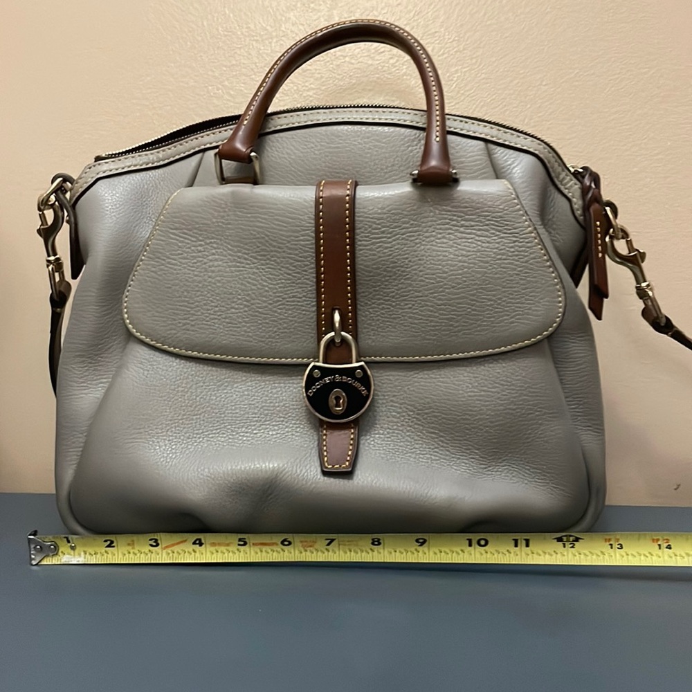 Vintage Dooney and Bourke purse